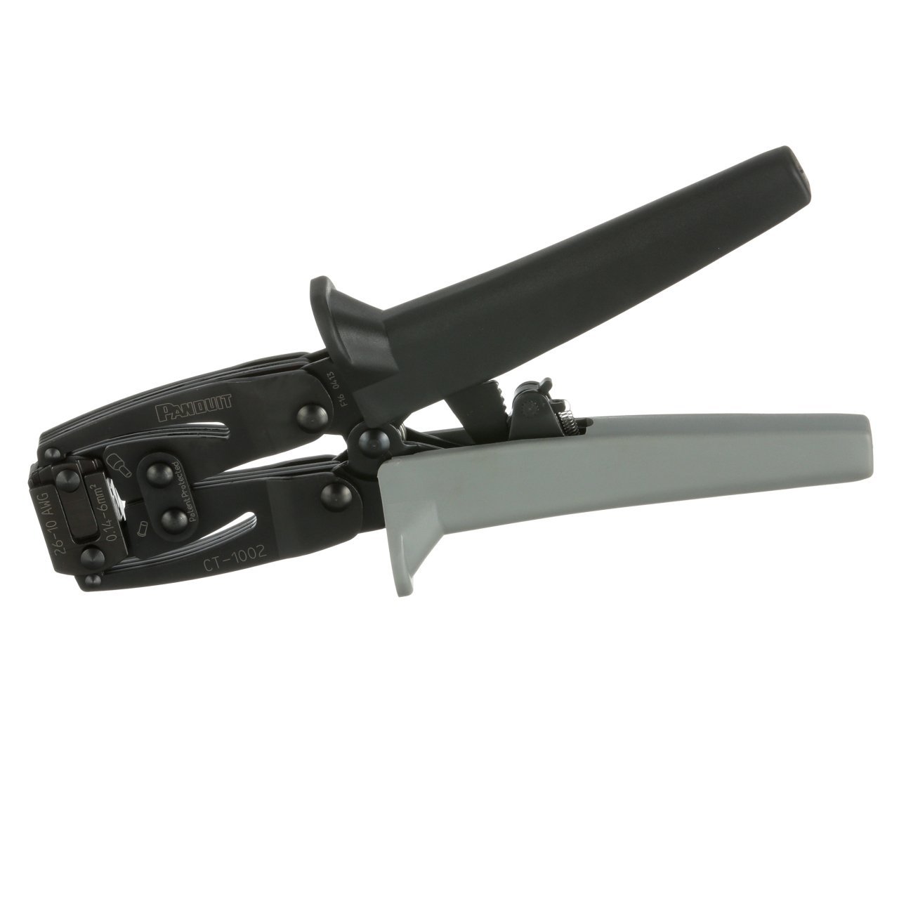 kontrol döngüsü aracı bir eşkenar yamuk profili vardır ve güç ve dayanıklılık için tasarlanmıştır kıvrım verilmiştir. Bu Amerikan Wire Gauge (AWG) 26. (0.14 mm² 6.0) ile 10 yalıtılmış ve yalıtılmış bir kablo Ferüllü ve American Wire Gauge için tasarlanmış