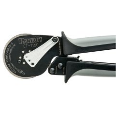 yalıtılmış ve yalıtımlı tek telli Ferüllü ve 23-10 AWG ile (2 x 0.25mm² - 2x 6mm²) - (16 mm² 0,08) izole ikiz yüksükleri 28-5 AWG için altıgen profili ile Döngüsü Yüksük sıkma aleti kontrol edilir. Aracı doğru konumlandırmayı garanti etmek için konum beli