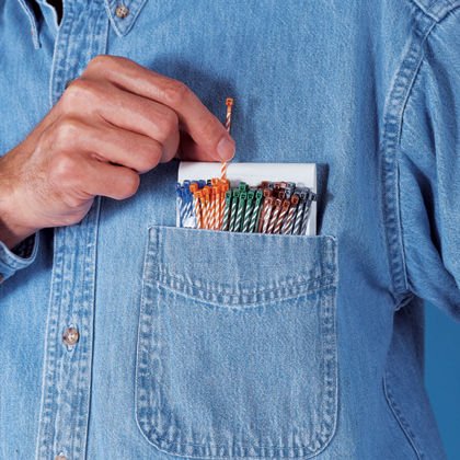 1,250 kablo bağları ile dolu Pan-Kese ™ (2-katlı lamine Siyah Naylon / vinil) (50 24 çizgili bağların her biri artı katı Kırmızı)