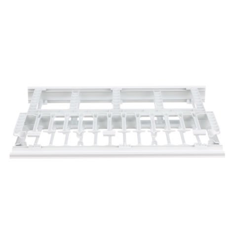 Panduit® NetManager® Yüksek Kapasiteli Yatay Kablo Manager maliyet-etkin bir biçimde düzenler ve herhangi bir standart EIA 19in (483mm), kabin veya dolap içinde bakır ve fiber ağ kabloları korur. Büyük ön parmak açıklıklar kolayca Kategori 6 ve 10G ca bar