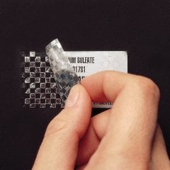 Lazer / mürekkep püskürtmeli bileşen etiket, 0.75'' , H, emniyet belirteçli poliester, gümüş, 10.000 pc W 0.25'' x. paket miktarı.