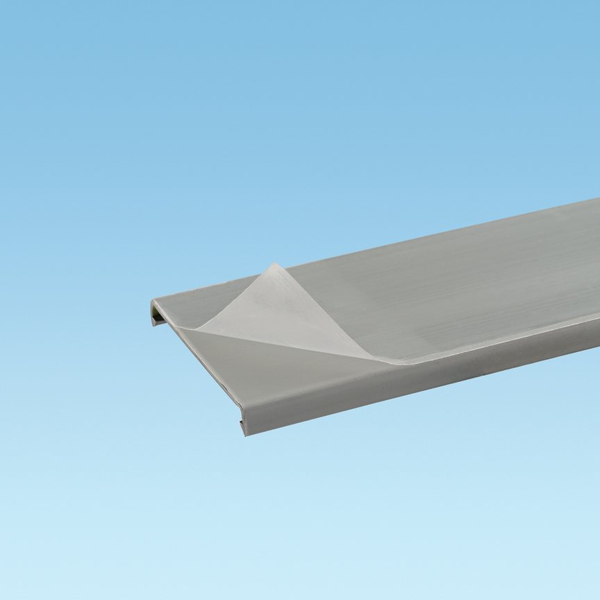 koruyucu film, 1,5 W x 6' uzunluğunda, PVC, içsel mavi kanal kapağı.