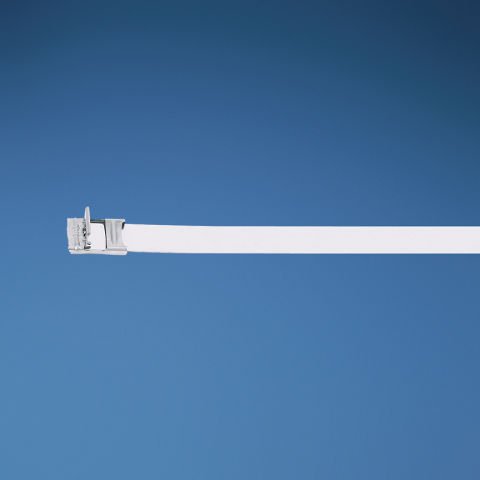 Panduit Pan-Steel® Kayışı kasa, güvenli bir bağlantı sağlamak için tasarlanmıştır. bir kat üzerinde kilit ile AISI 304 paslanmaz çelik ile inşa edilen kapalı ve açık koşullar için idealdir. Düşük profilli toka, 31 ''L (787mm), 0.4'' W (9 mm), gerilme muka