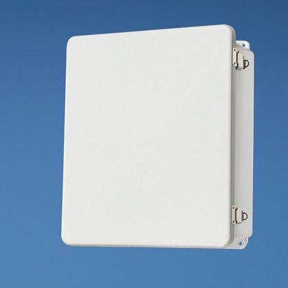 Geleneksel AC güç uygulamaları için tasarlanmış Kablosuz muhafaza. UTP bağlantı takımı içerir. Dış boyutları: 15.50 ''D (393.7mm x 342.9mm x 158.8mm) .internal adını boyutları: 13.53'' W 6.25 x ''H 13.50 x'', H 11.55 D (343.7mm x 293.4mm x 150.9mm) ''W 5.