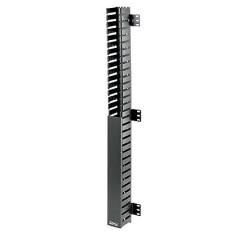 Panduit IN-Kabine Dikey Kablo Yöneticisi yönetmek ve hemen hemen her geniş kabin tasarımı kusursuz uyum sağlamak üzere yeterli esnekliği ile ekipman arasındaki kabloları organize rota için tasarlanmıştır. Yan montaj aparatı, tek taraflı, PVC, 18RU, Siyah,