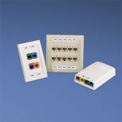 Termal aktarım bileşeni etiketi, 1.88'' açık H, polyester, 1 etiket / satır 2500 adet W 0.30'' x. paket miktarı.