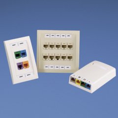 Bileşen etiket, P1 kaseti, 1.95'' W x 0.40'' , H, tek telli bir ön panel, yapıştırıcı olmayan poliester, beyaz, 100 etiket / kaset, 1 adet. paket miktarı.