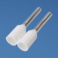İzoleli yüksükleri, makara üzerinde tek kablolu beyaz DİN manşonlar, 22 - 20AWG (0.50mm2), 8 mm Pim uzunluğu.