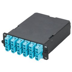 İki erkek, 12 elyaf ön-sonlu MTP OM3 50/125 | mm on iki LC dubleks adaptörler
