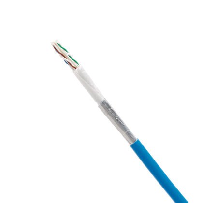 Bakır kablo, kategori 6A (SD) U / UTP, düşük duman sıfır halojen (LSZH-3), 4-çift iletkenler 23 bir, patent ile çevrili bir entegre bir çift bölme ile ayrılmış olan çiftler halinde bükülmüş HDPE yalıtımı, ile AWG bekleyen matris bandı ve bir LSZH alevle i