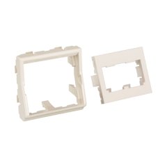Bir 1/2 boy düz parçanın Mini Com 45 mm x 45 mm adaptörü, iki Mini-Com modül kabul eder. Arktik Beyaz