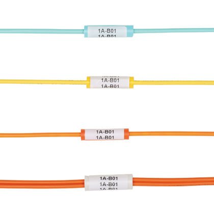Sarı kablo tanımlama kovanı etiketleri S200X150YAJ (lazer / mürekkep püskürtmeli) ve S200X150VATY (termal transfer baskı makinesi) ile 2 mm simpleks kablosu içindir. Tesiste 2'' uzun ve esnek PVC'den imal olduğunu. 100 parçalık paketlerde gelir.