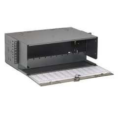 Panduit® Opticom® organize yönetmek ve 288 fiber optik kablo, sonlandırma, ekler, konektörler ve 12 FAP veya FMP adaptör panelleri kadar kullanarak tamir kordonu kadar koruyucu mahfaza Mount Elyaf Muhafaza olmasını sağlar ağ güvenilirliğini Raf. o Çünkü
