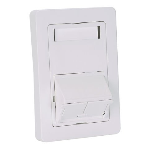 bir 1/2-boyutu ile NetKey Danimarka tarzı aynası, iki kilit taşı modüllerini kabul etiket ve kapak içerir, kepenkli insert eğimli. Avrupa Beyaz (93 mm, 64 mm x).