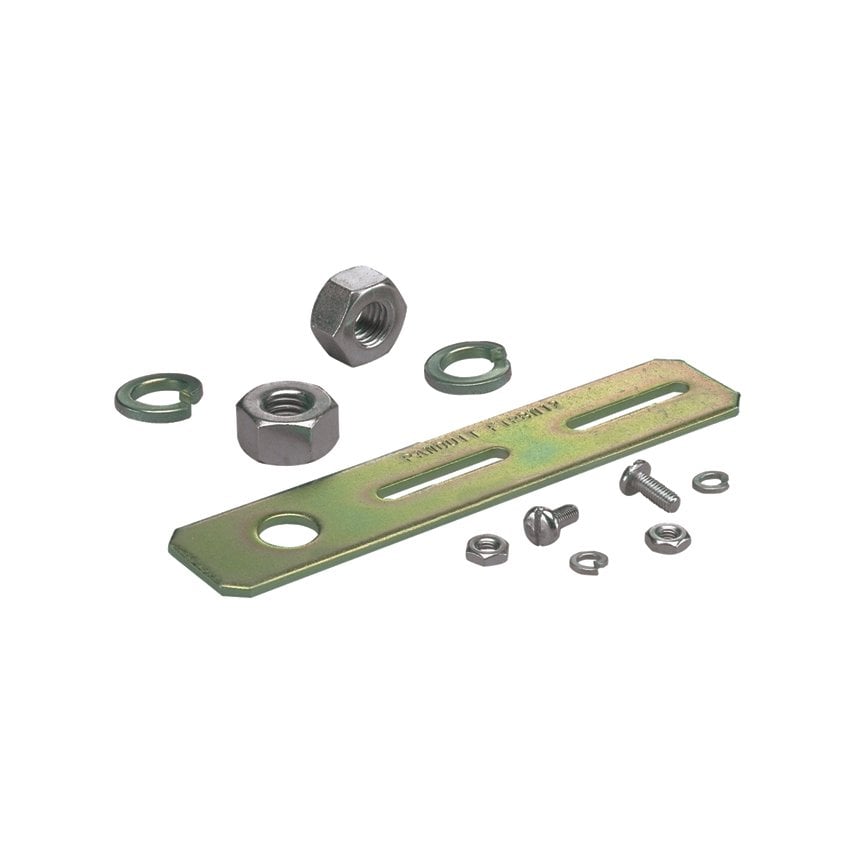 2x2 ve yeni dişli çubuk tesislerden 4x4 Fiber Kanal ™ Sistemleri desteklemek için kullanılır. Parantez iki somun ile dişli çubuğa bağlıdır. brakete kanalı montajı için dişli çubuklar ve donanım takmak için donanım içerir. 1/2'' Dişli İçin