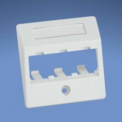Mini Com 55mm x 55mm eğimli aynası, kabul üç Mini-Com modüller, inlcudes vida, metal montaj plakası, etiket ve etiket kapağı montaj. Arktik Beyaz.