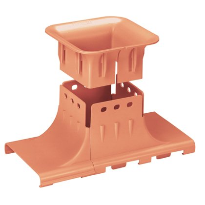 kablosu doğrudan yerden tesisatlarda raflar ve dolaplar altında dağıtılan kanal üzerinden yukarı doğru yönlendirilmesini sağlar. 2 (50.8mm) bükülme yarıçapı sağlar. kanal doğrudan oturur ve kabloların döşenecek izin vermek için konumlandırılabilir. 1 (25,