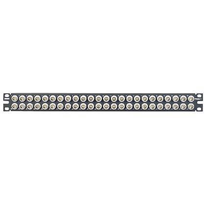 Siyah 48 bağlantı patch panel kırk sekiz önceden yüklenmiş 75 ohm BNC bağlantı elemanları bulunmaktadır. (1 RU).