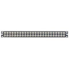 Siyah 48 bağlantı patch panel kırk sekiz önceden yüklenmiş 75 ohm BNC bağlantı elemanları bulunmaktadır. (1 RU).