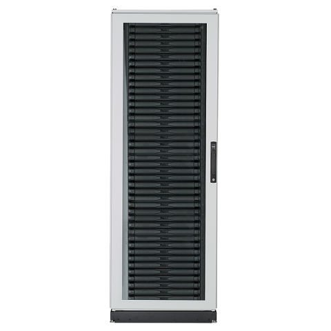 Ön Yapılandırılan Mikro Veri Merkezi, NEMA Tip 12, 42U, bir katı yan panel, 8-12k BTU AC için kesiği, ağ kablolama, bağlantı panelleri, kablo yönetimi, topraklama, ve tekerlekler ile bir yan paneli
