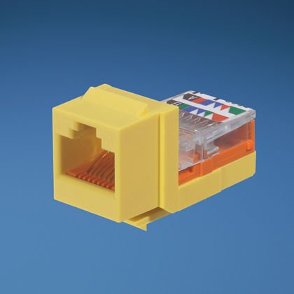 Kategori 5e, 8-konumunda, 8-telli, Keystone kılavuz-şasi bağlama girişi modülü. Sarı.