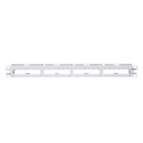 24 bağlantı QuickNet ™ ön terminasyonlu kaset ve bir patch panel adaptörleri kabul beyaz patch panel korumalı. (1 RU).