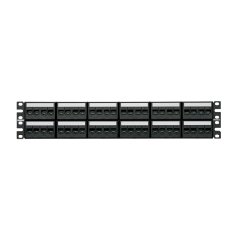 Kısa Com siyah kapaklarla 48 bağlantı modüler patch panel takımı; kırk sekiz Mini Com Kategori 6A jak modülleri, etiketler ve etiket kapakları, (2 RU) içerir.