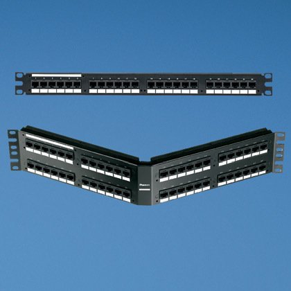 24 bağlantı, Kategori 6, 24 RJ45, 8-konumunda, 8 telli bağlantı noktaları ile kumanda paneli. Etiket kiti (DPLK24) ve yük hafifletme çubuğu (SRB19BL) dahil edildi. Kablo gerginlik giderici çubuğu punchdown yama paneli uygulamalarında destek kablolarına ra