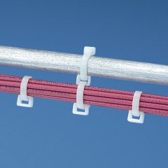 siyah kapalı kablo bağlama bağlayıcı halka mekanik mukavemet, ısıya ve aşınmaya karşı direnci ve sertliği artar ısı kararlı naylon 6.6, yapılmıştır. Bu 0.57'' uzunluk x 0.36'' genişliğinde (14.5 x 9.1 mm) ve minyatür, orta, Standa kullanılır